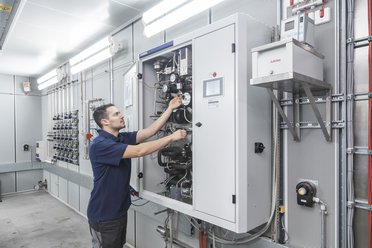 Measuring fuel consumption - fuel flow measurement